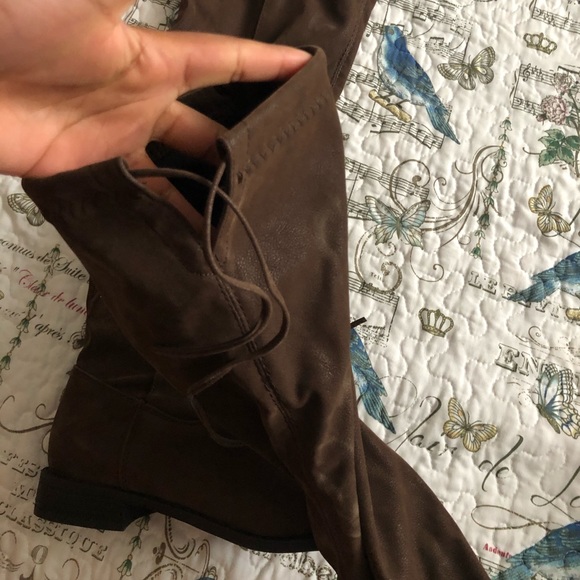 Over the knee boots - Picture 4 of 4